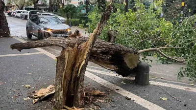 Balıkesir’in Bandırma ve Erdek ilçelerinde etkili olan sağanak yağış ve