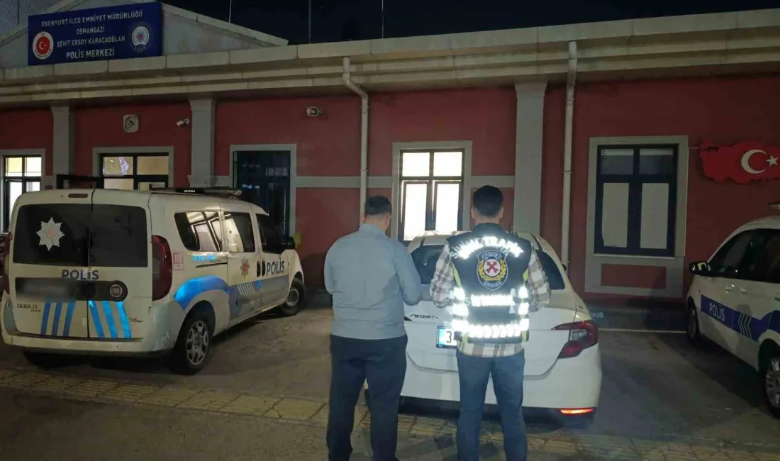 İstanbul Esenyurt’ta çıkan yol tartışmasında bir sürücüye, trafik güvenliğini tehlikeye