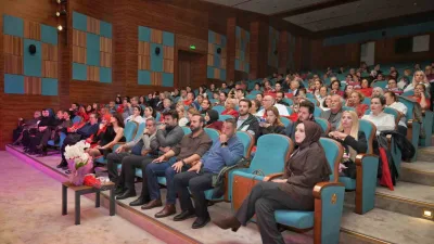 Esenyurt Belediyesi’nce Cumhuriyet’in kuruluşunun 103. yıl dönümü dolayısıyla düzenlenen konserde,