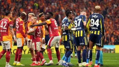Fenerbahçe, Trendyol Süper Lig’de yarın karşılaşacağı Galatasaray derbisini kazanarak rakibiyle