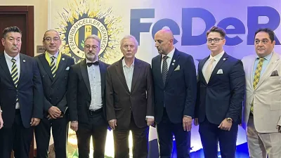 Fenerbahçeliler Derneği (FEDER) 40. yaşını kutladı. Fenerbahçeliler Derneği (FEDER), 40.