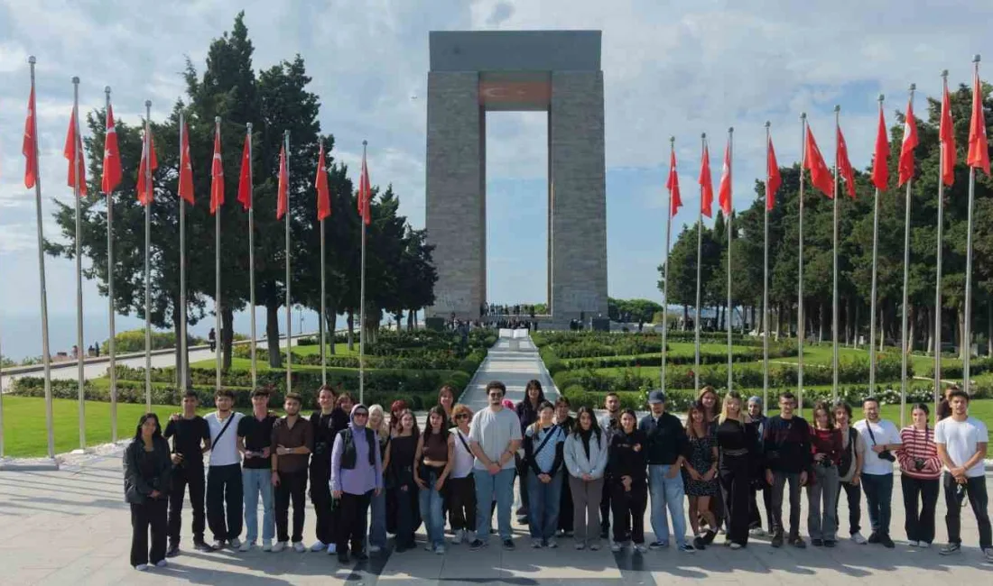 ÇOMÜ Sosyal Bilimler Meslek Yüksekokulu Fotoğrafçılık ve Kameramanlık Programı öğrencileri,