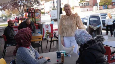 Bilecik Belediye Başkanı Melek Mızrak Subaşı, Hürriyet Mahallesi sakinleriyle bir