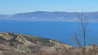 Bursa’nın Yenişehir ilçesine bağlı Kirazlıyayla Mahallesi, hem İznik Gölü’nü hem