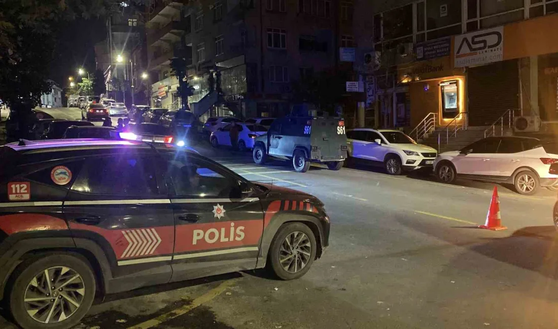İstanbul Kağıthane’de oto yıkamacı dükkanı işleten Tolga Derebaşı (28), motosikletli