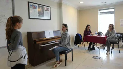 Kartal Belediyesi Sanat Akademisi’nin Müzik Bölümü yetenek sınavlarında 7-15 yaş