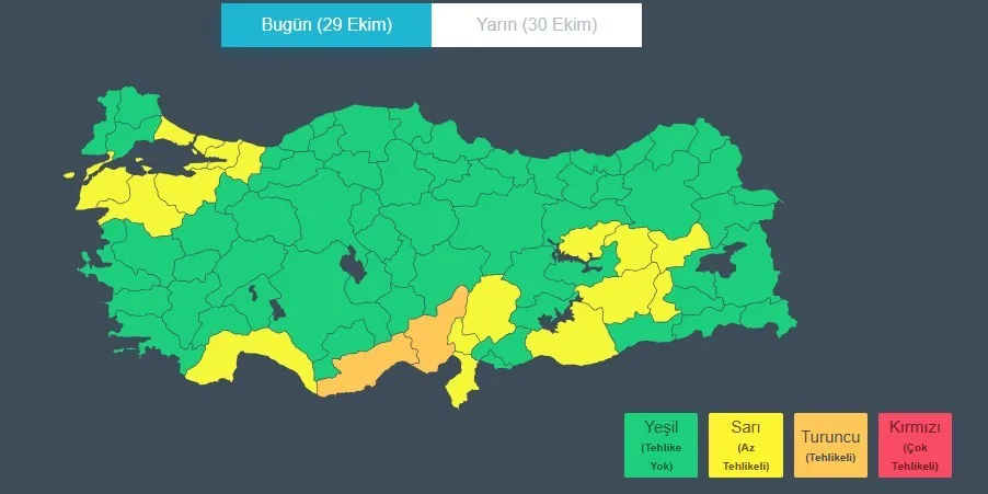 Kocaeli’de olumsuz hava şartları nedeniyle 29 Ekim Cumhuriyet Bayramı kutlamaları