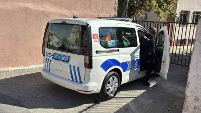Edirne’de bir ortaokulda eğitim gören 8. sınıf öğrencisinin çantasında kurusıkı