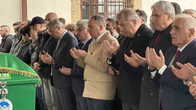 Nevşehir’in Göreme beldesinde peribacasından kopan kaya parçalarının altında kalarak hayatını