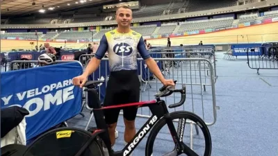 Pist Bisikleti Milli Takım Antrenörü Recep Ünalan, Londra’da düzenlenen UCI