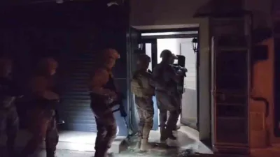 Sakarya’da DEAŞ silahlı terör örgütüne yönelik düzenlenen operasyonda gözaltına alınan