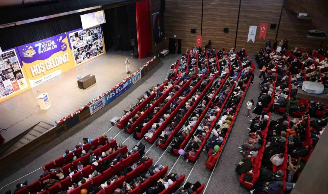 Çayırova 7. Kitap Günleri kapsamında yazar Saliha Erdim, aile içindeki