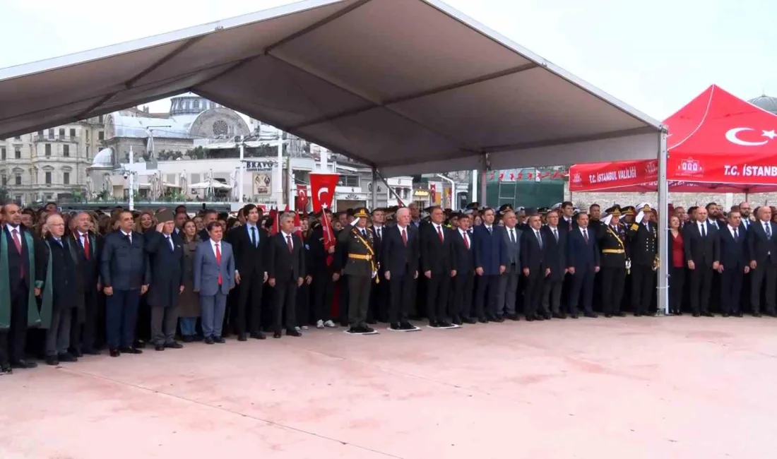 Cumhuriyet Bayramı’nın 103. yıl dönümü etkinlikleri kapsamında Taksim’deki Cumhuriyet Anıtı’nda