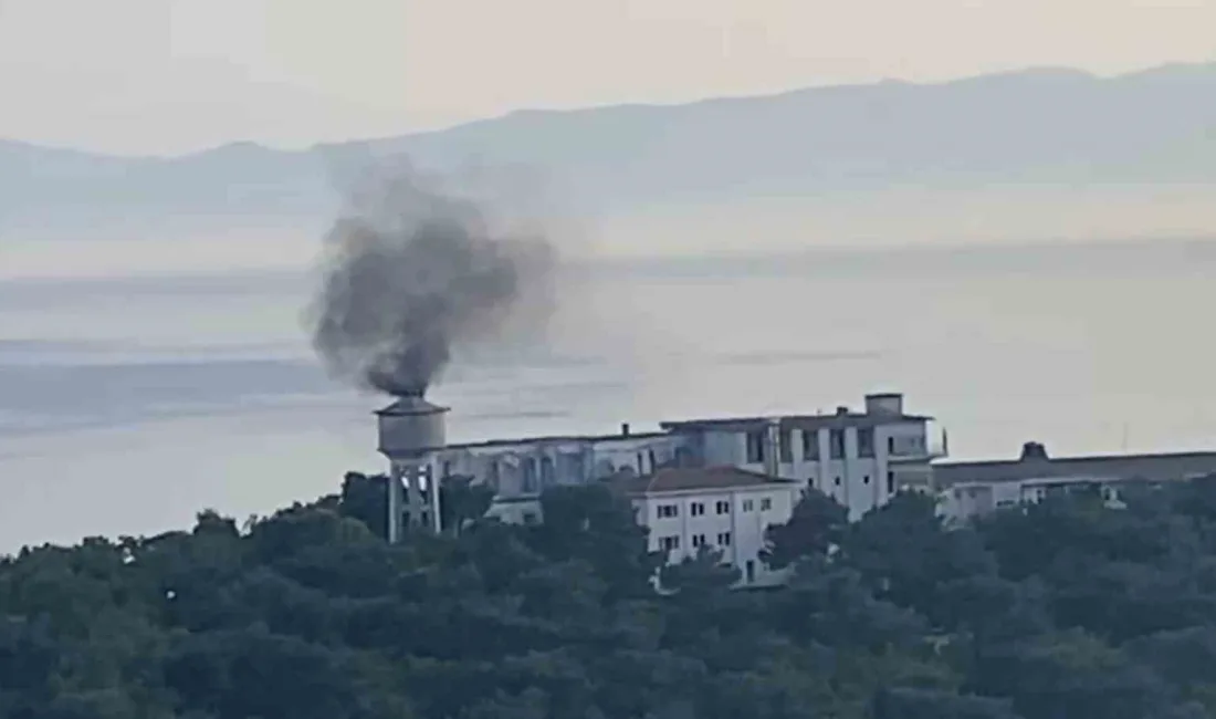 Heybeliada Sanatoryumu’nun kapalı olan erkekler bölümünde yangın çıktı. Ağaçlık alandaki