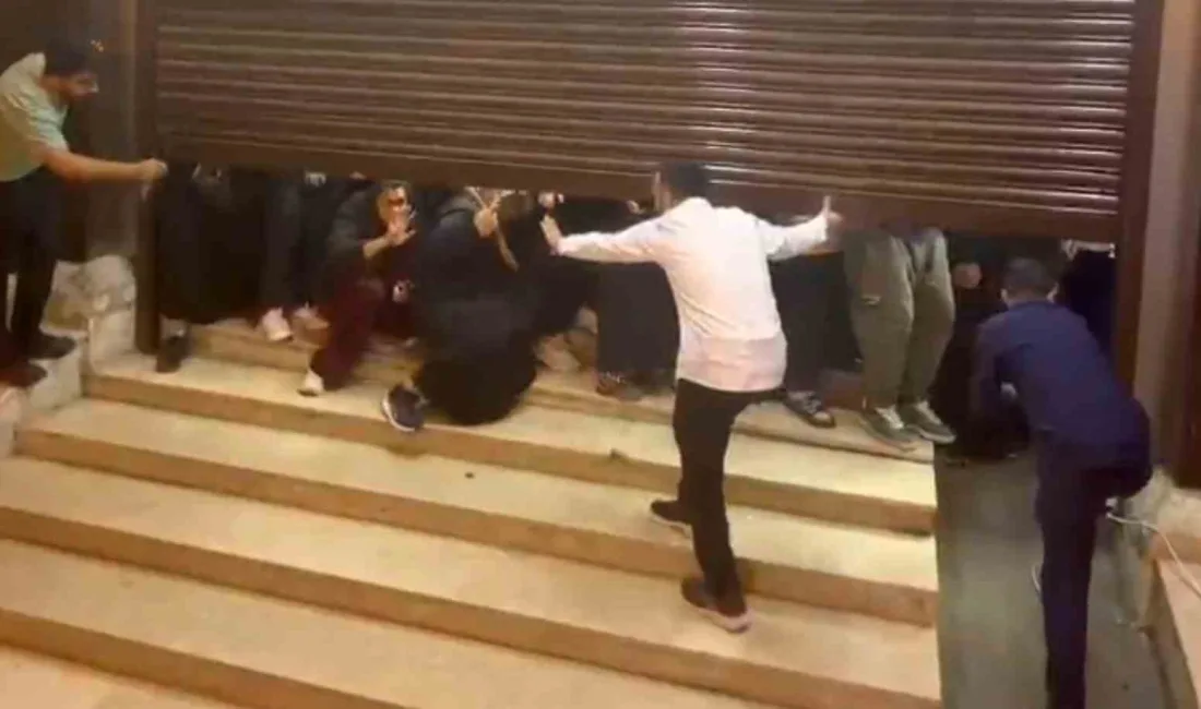 Tekirdağ’ın Süleymanpaşa ilçesinde yeni açılan züccaciye mağazasının indirim kampanyasını duyan