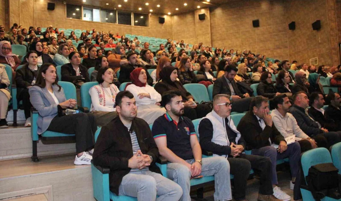 Tekirdağ AFAD Müdürlüğü eğitmenleri tarafından Aile ve Sosyal Hizmetler İl