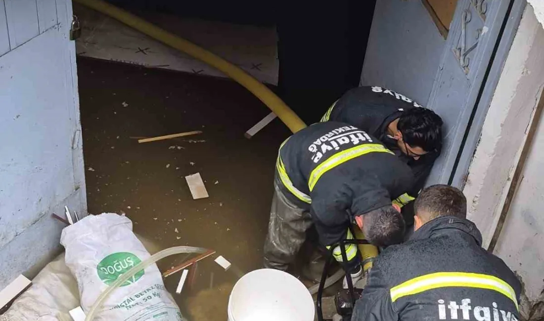İstanbul’da etkili olan şiddetli sağanağın ardından meydana gelen sel, su