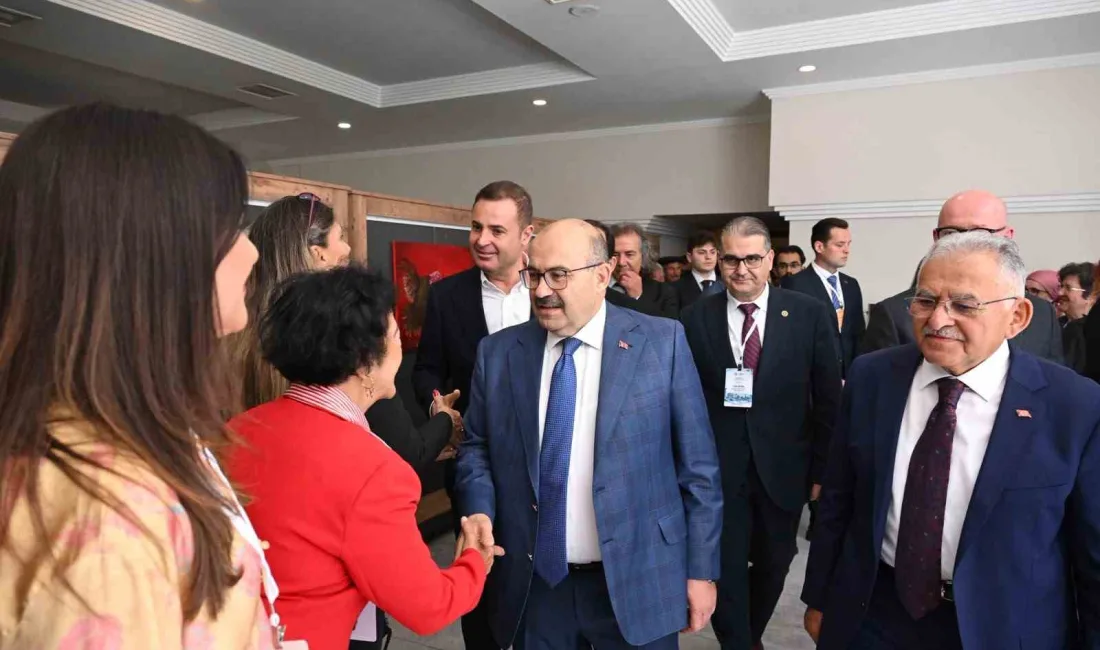 Balıkesir’in ev sahipliğinde düzenlenen Türkiye Kent Konseyleri Birliği Ulusal Toplantısı