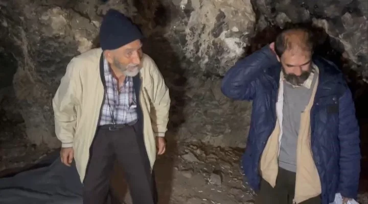 Uludağ’da insanlardan uzaklaşıp mağaraya sığınarak yaşamını sürdüren 52 yaşındaki adam