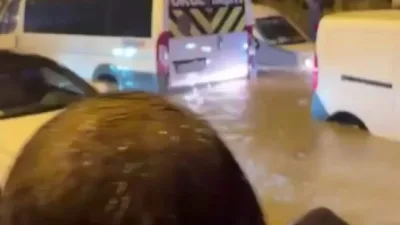 İstanbul Ümraniye’de etkili olan sağanak yağış nedeniyle Nevzat Demir Tesisleri