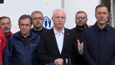 İstanbul Valisi Davut Gül, Ayazağa’da yaşanan selde kaybolan 3 kişi