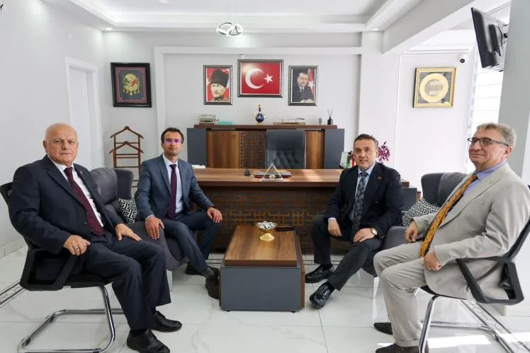 Bilecik Valisi Faik Oktay Sözer, Bozüyük ilçesine bağlı Dodurga beldesinde