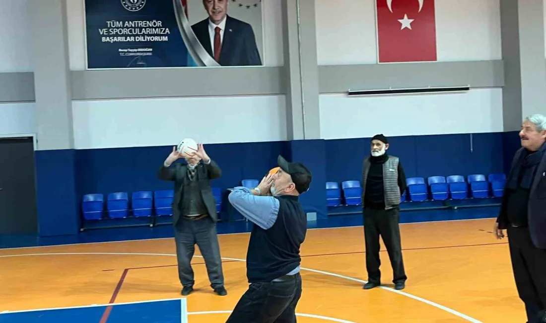 Bilecik’in Pazaryeri ilçesinde yıllara meydan okuyan sporcular sahaya çıktı. Amatör